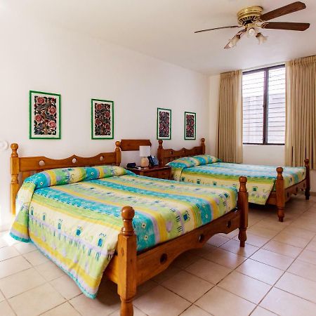 Moulin Sur Mer Beach Resort Montrouis Exterior photo